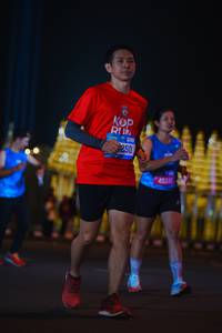BIB: 250, 45245
                            <button type="button" onclick="openModal(21129028)" class="btn btn-primary btn-sm float-right btn-popup" data-toggle="modal" data-target=".modal-high-quality">
                        <i class="fas fa-shopping-cart"></i> Add to Cart
                    </button>
                                            <button type="button" onclick="isThisMe(21129028, true)" class="btn btn-success btn-sm float-right btn-popup btn-isme hidden" data-toggle="tooltip" data-placement="bottom" title="นี่คือรูปของคุณใช่ไหม คลิกที่นี่เพื่อเอาเข้าอัลบั้ม">
                        <i class="fas fa-plus"></i> Add to album
                    </button>
                    <button type="button" onclick="isThisMe(21129028, false)" class="btn btn-warning btn-sm float-right btn-popup btn-isnotme hidden">
                        <i class="fas fa-ban"></i> Remove from album
                    </button>